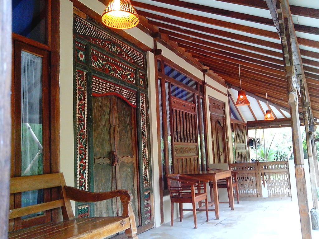 Sapulidi Cafe, Gallery & Resort Lembang Eksteriør billede