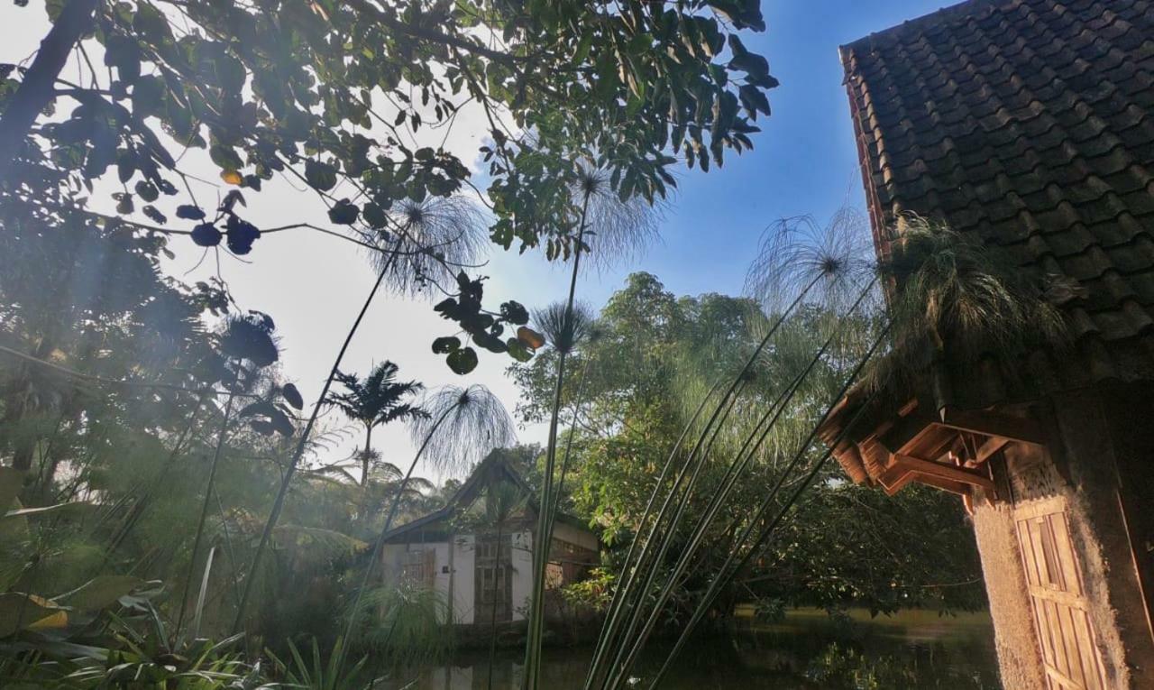 Sapulidi Cafe, Gallery & Resort Lembang Eksteriør billede